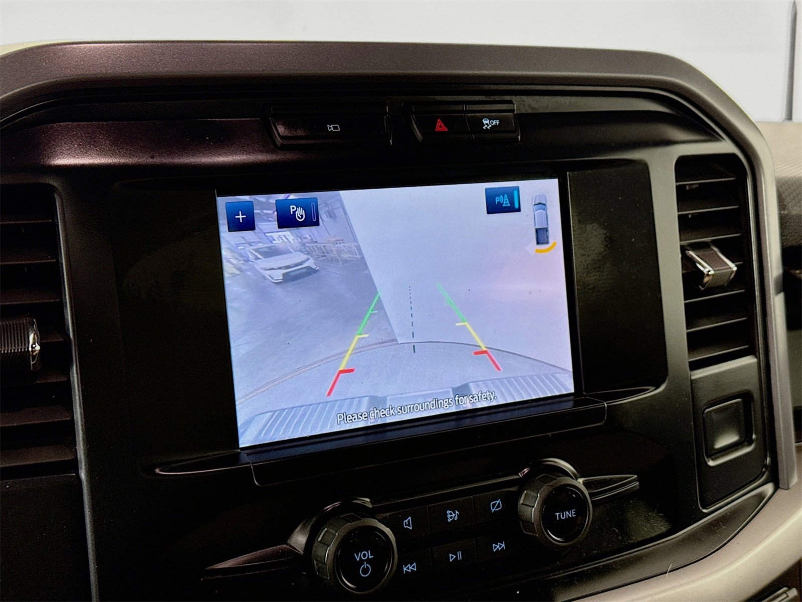 Used 2023 Ford F150 XLT image 11