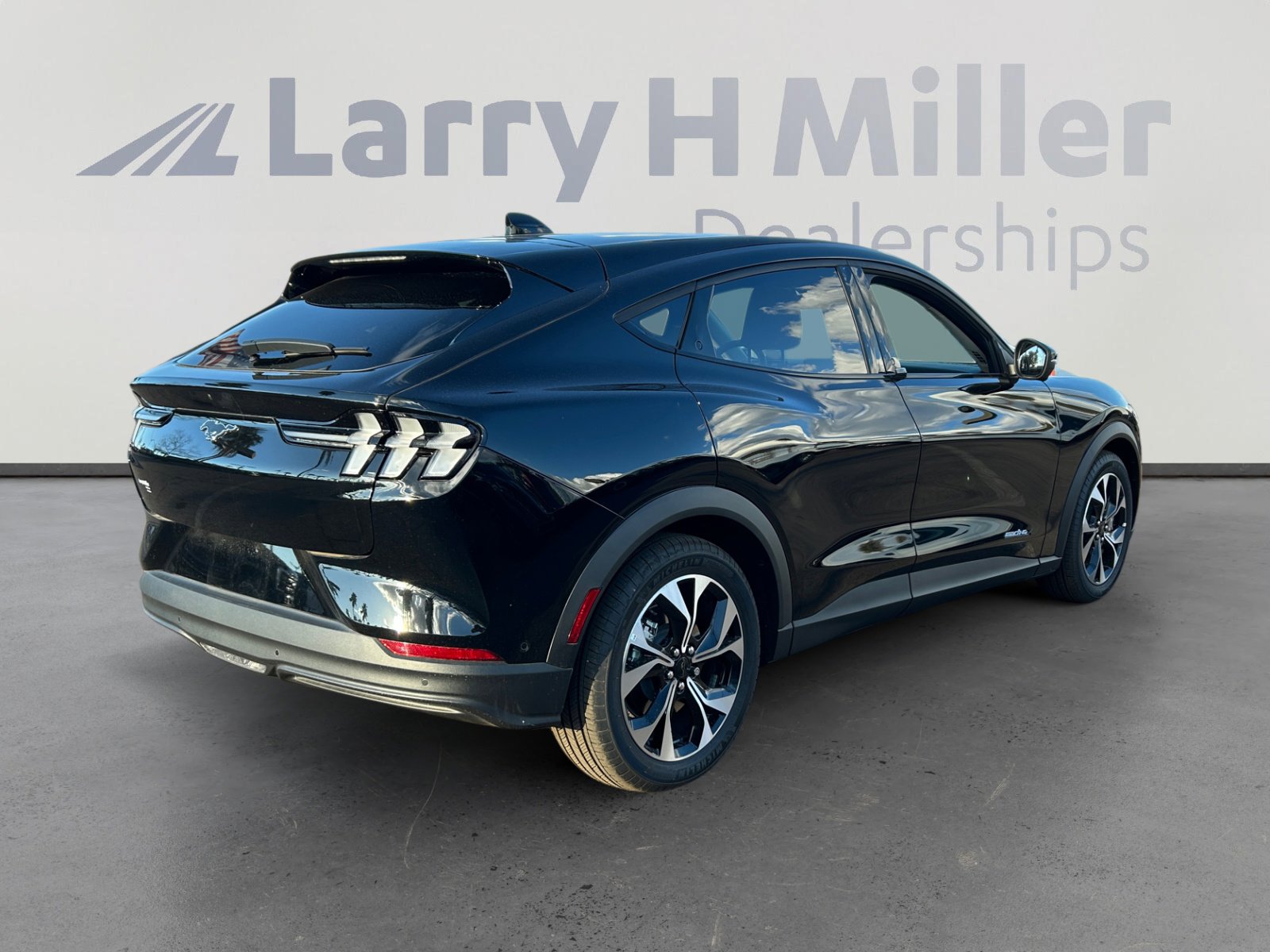 New 2024 Ford Mustang Mach-E Select AWD/4WD image 5