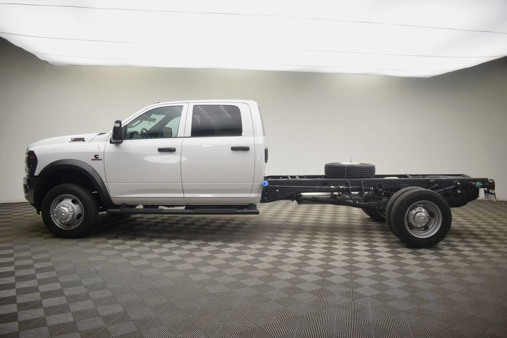 New 2026 RAM 5500 Tradesman w/ Chrome Appearance Group AWD/4WD image 14