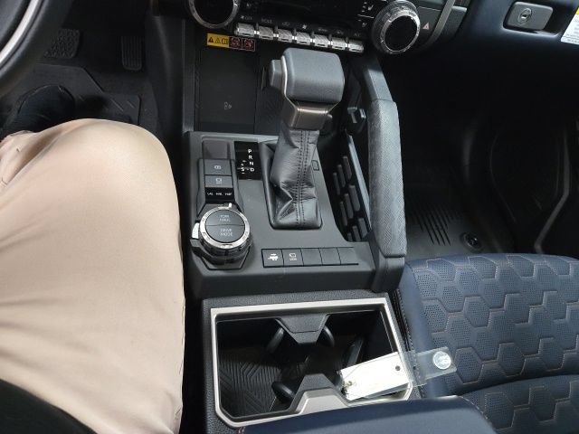 New 2026 Toyota 4Runner Platinum AWD/4WD image 28