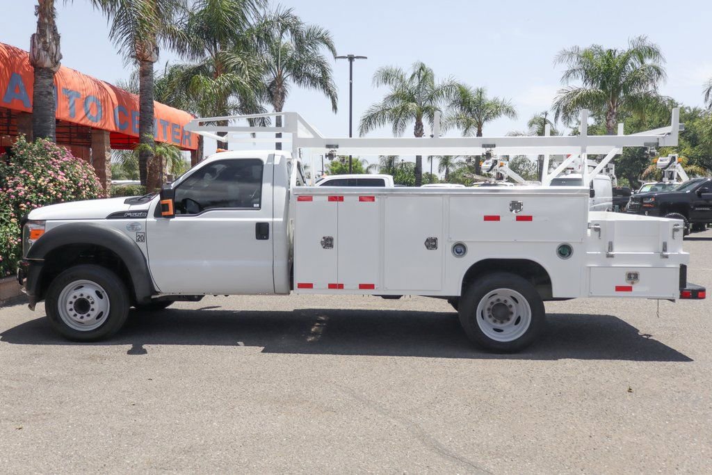 Used 2016 Ford F550 2WD Regular Cab Super Duty image 5