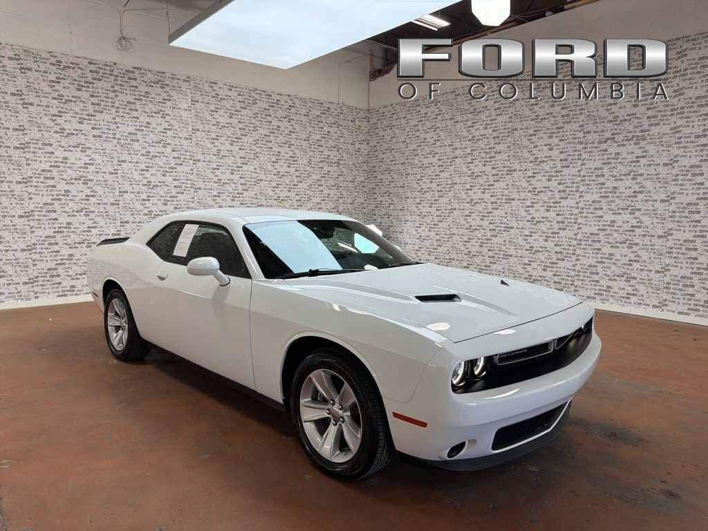 Used 2023 Dodge Challenger SXT w/ Cold Weather Group RWD image 1
