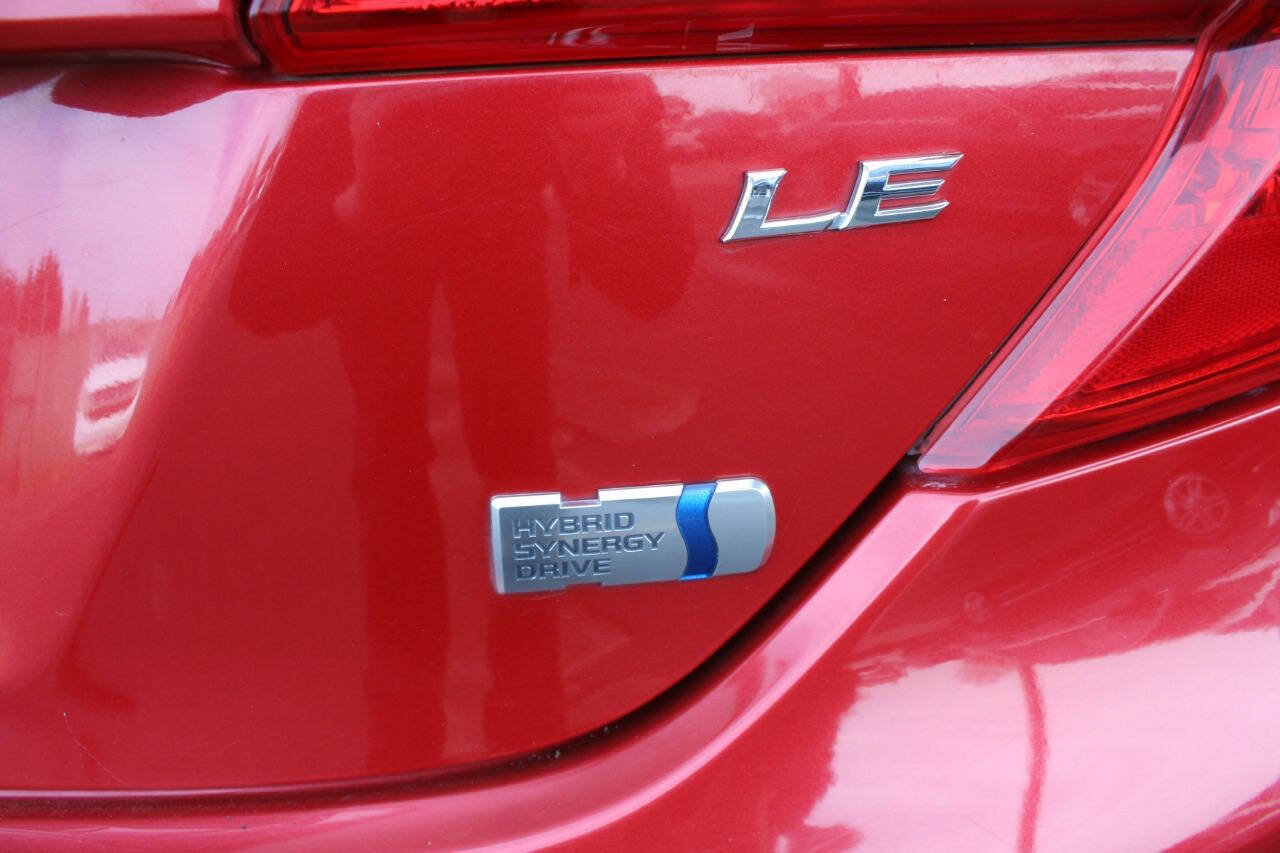 Used 2012 Toyota Camry LE w/ Preferred Accessory Pkg FWD image 3