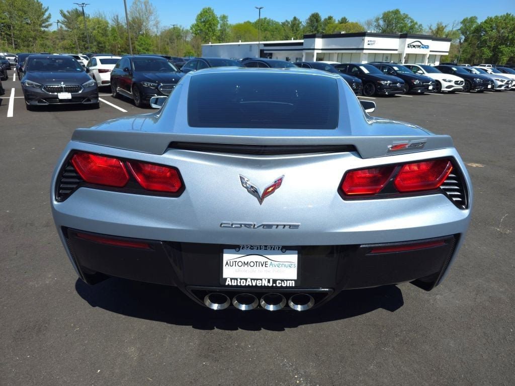 Used 2017 Chevrolet Corvette Stingray Coupe RWD image 7