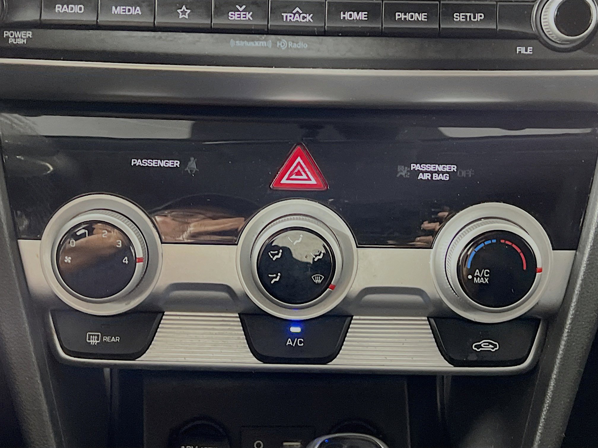 Used 2019 Hyundai Elantra SEL w/ Cargo Package image 25