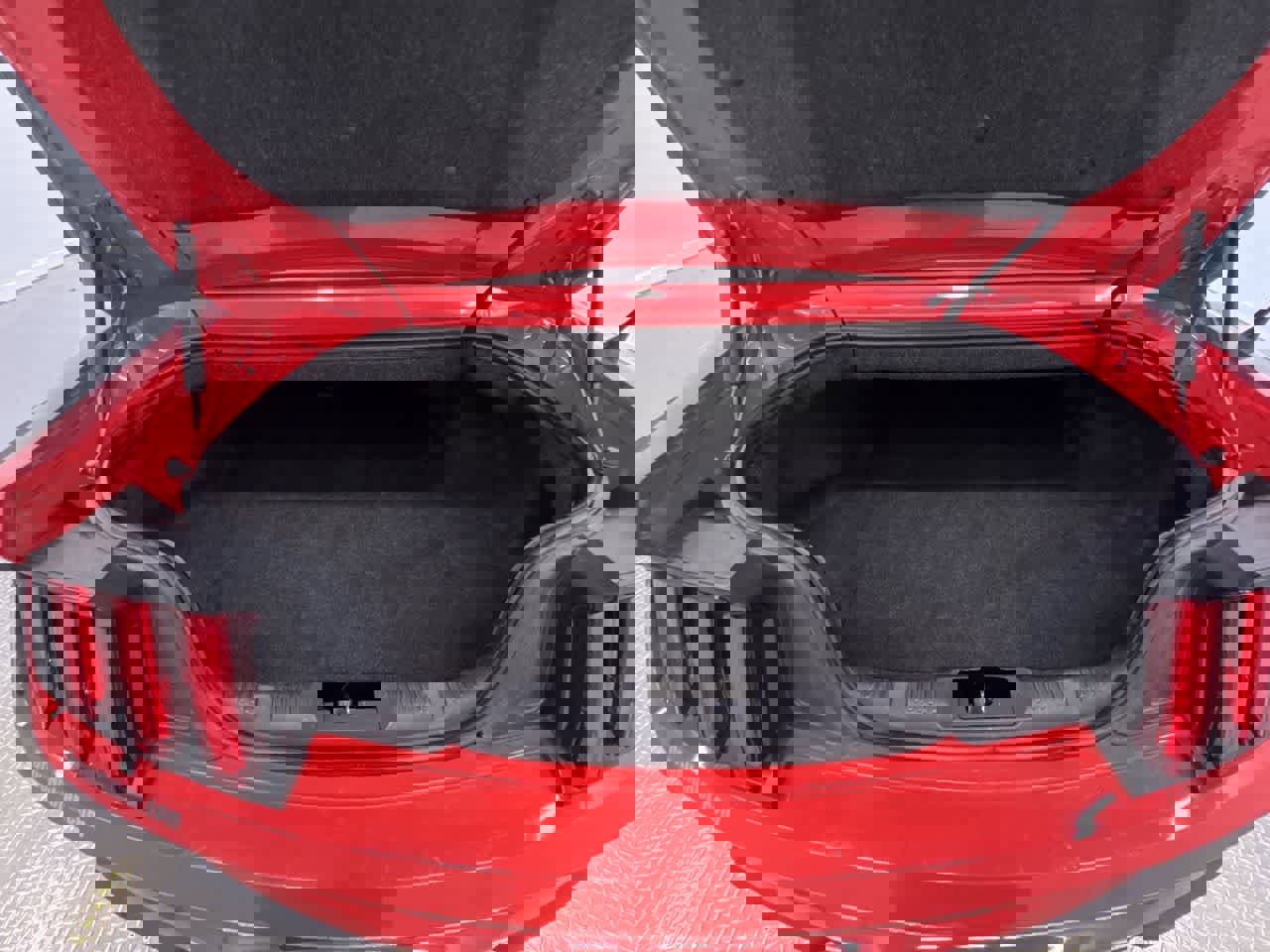 Used 2023 Ford Mustang Premium image 40