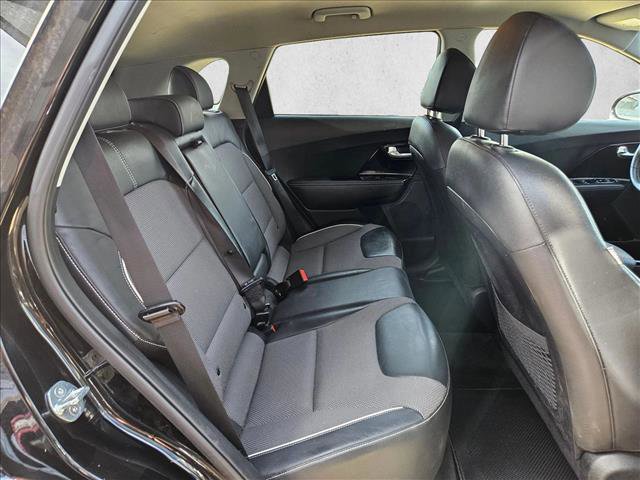Used 2019 Kia Niro EX image 19