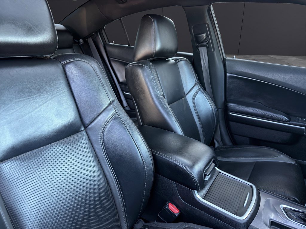 Used 2021 Dodge Charger SXT w/ Leather Interior Group RWD image 14