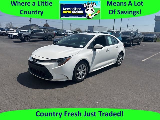 Used 2023 Toyota Corolla LE image 1