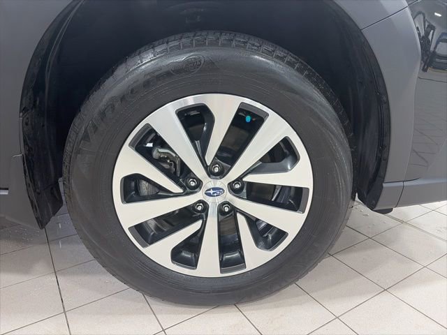 Used 2024 Subaru Outback Premium AWD/4WD image 24