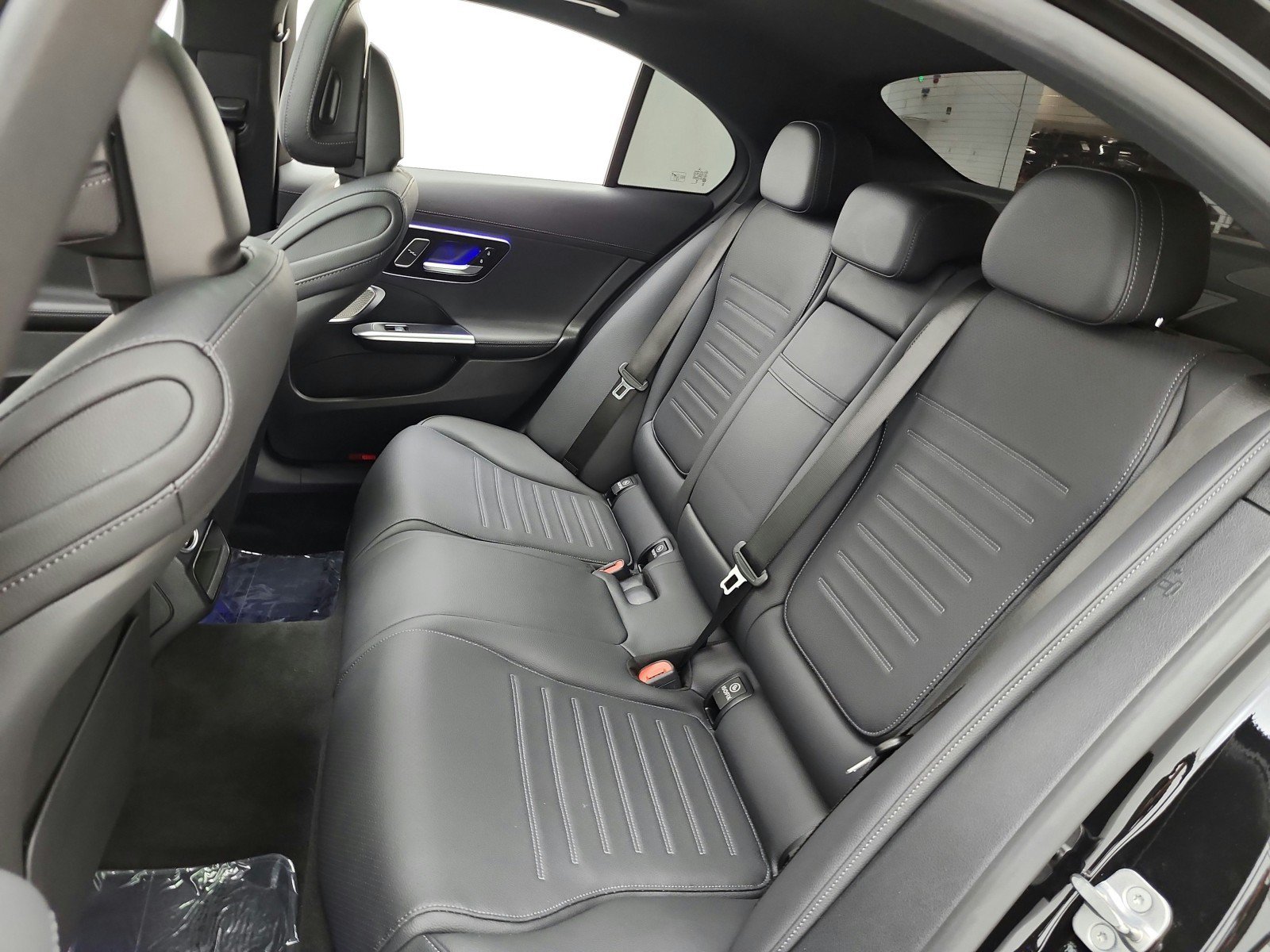 Used 2024 Mercedes-Benz C 300 Sedan image 16