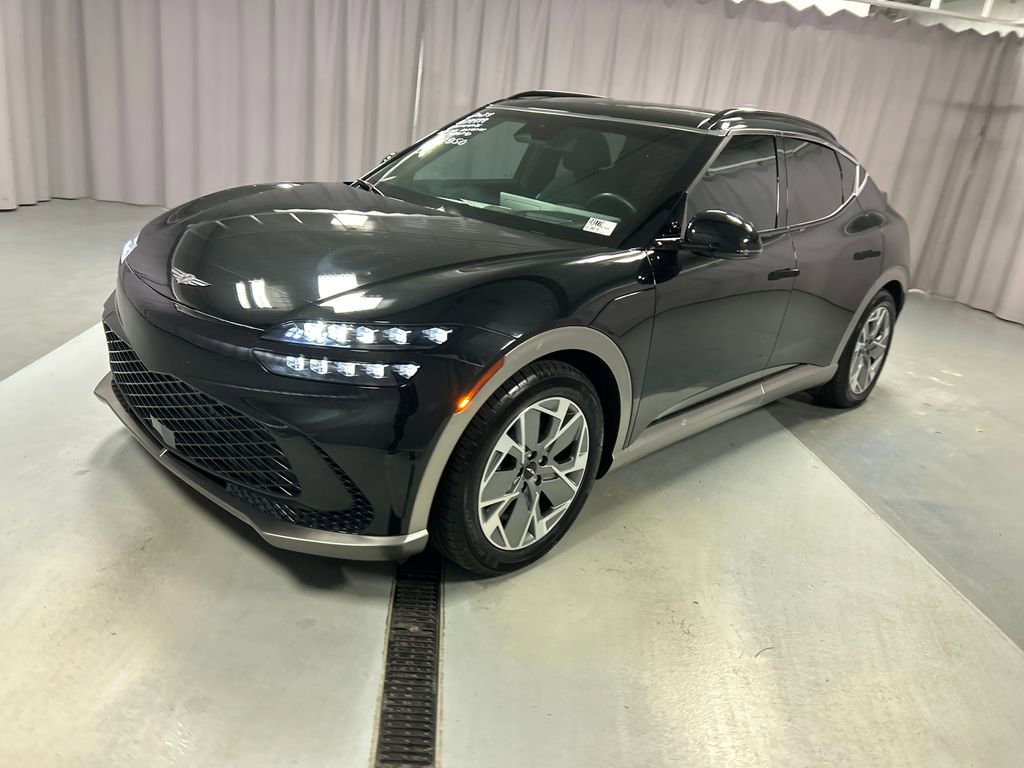 Used 2024 Genesis GV60 RWD image 3