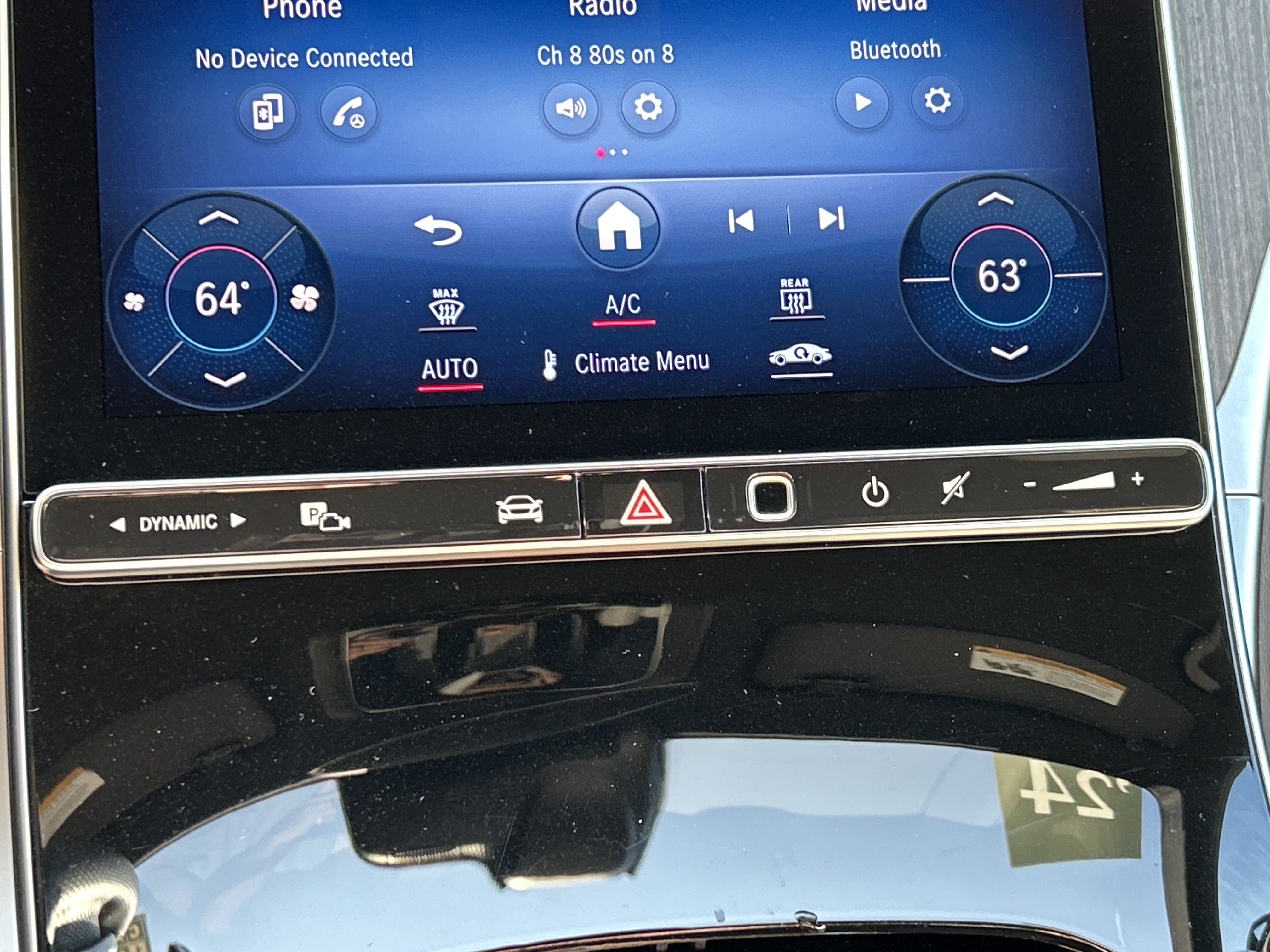 Certified 2024 Mercedes-Benz GLC 300 4MATIC w/ AMG Line image 34