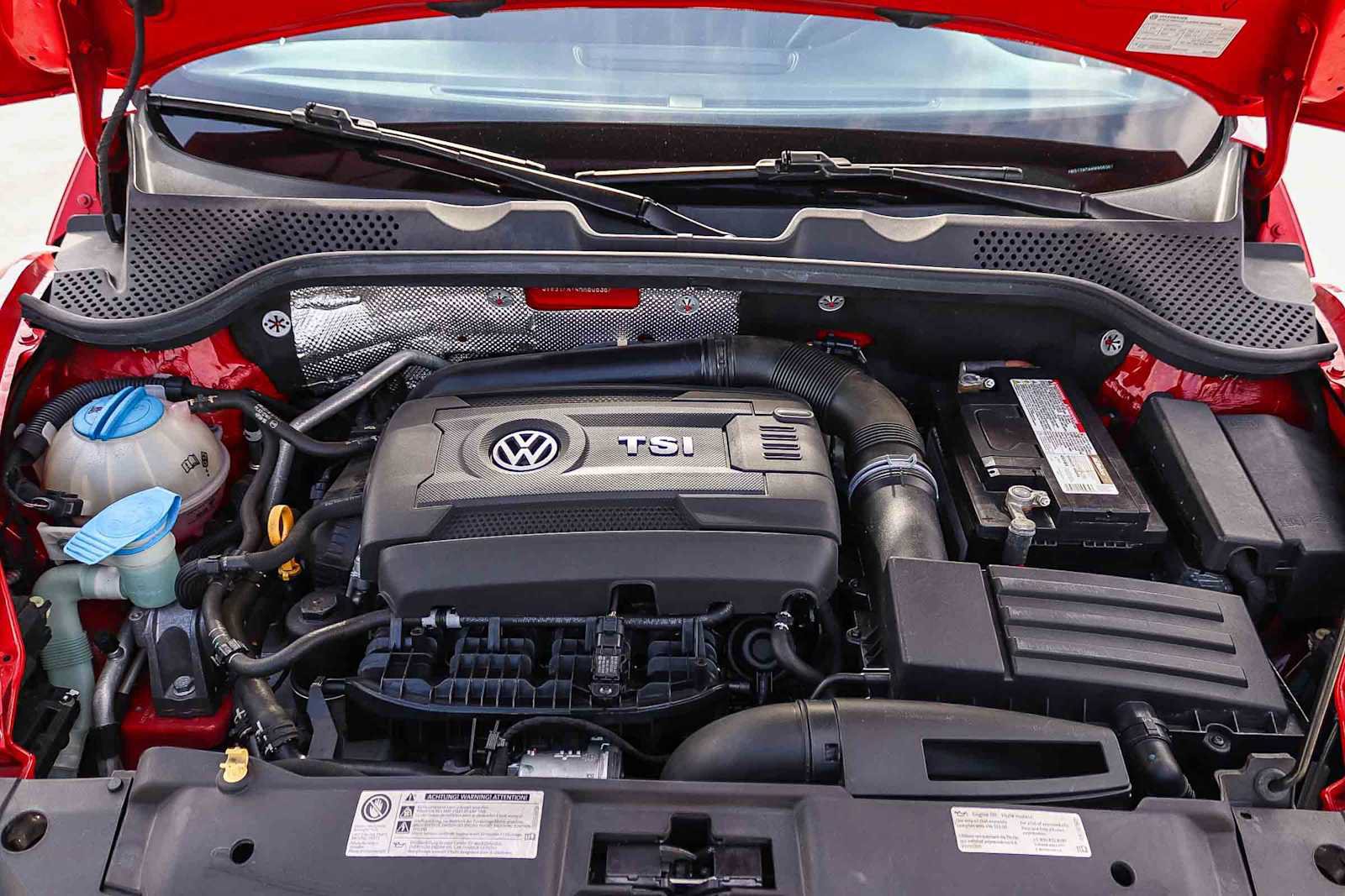 Used 2017 Volkswagen Beetle 1.8T S FWD image 38