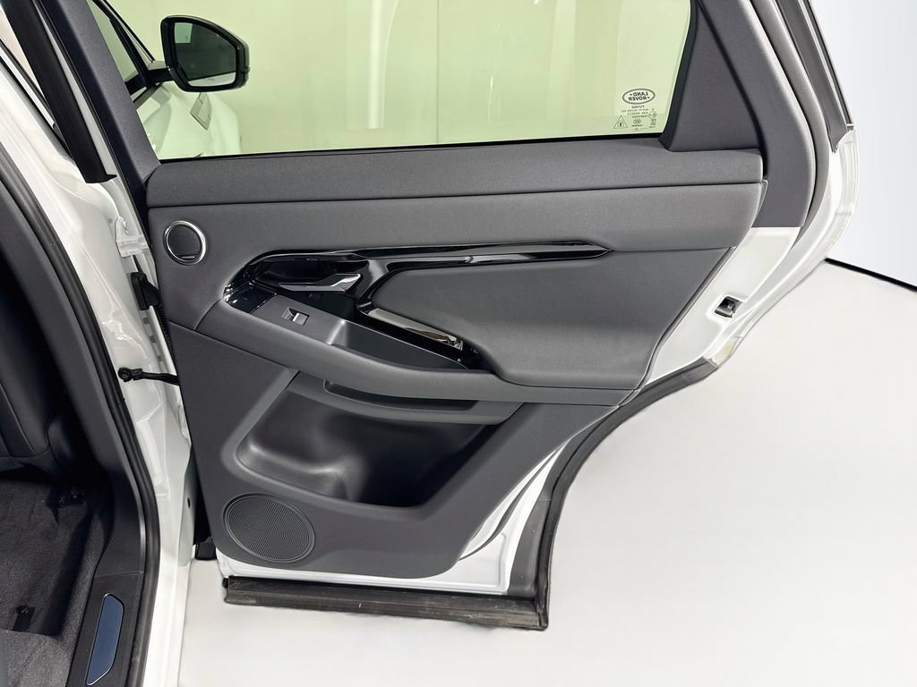 New 2026 Land Rover Range Rover Evoque Hoxton AWD/4WD image 29