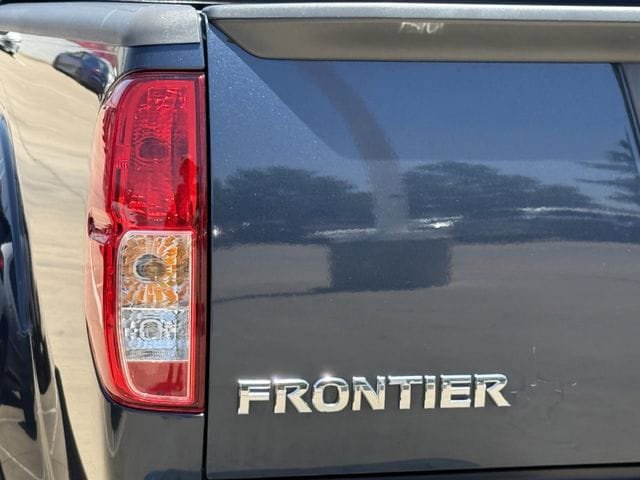 Used 2019 Nissan Frontier SV w/ Value Truck Package RWD image 8