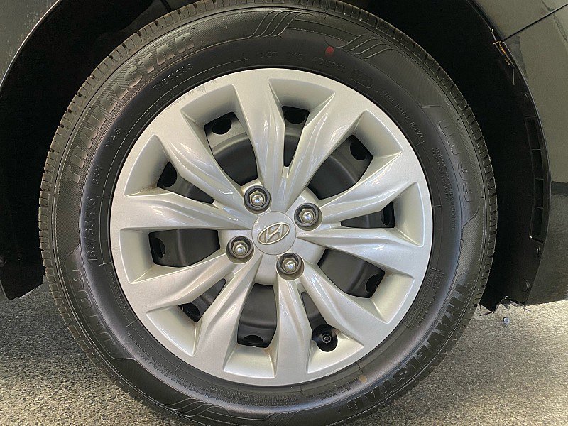 Used 2022 Hyundai Accent SE image 26