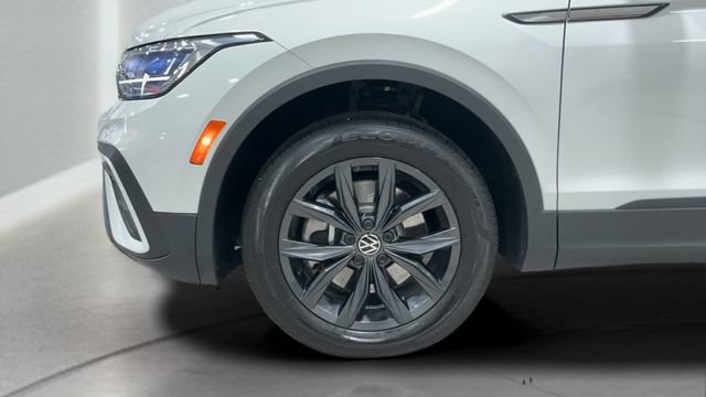 Certified 2024 Volkswagen Tiguan SE AWD/4WD image 25