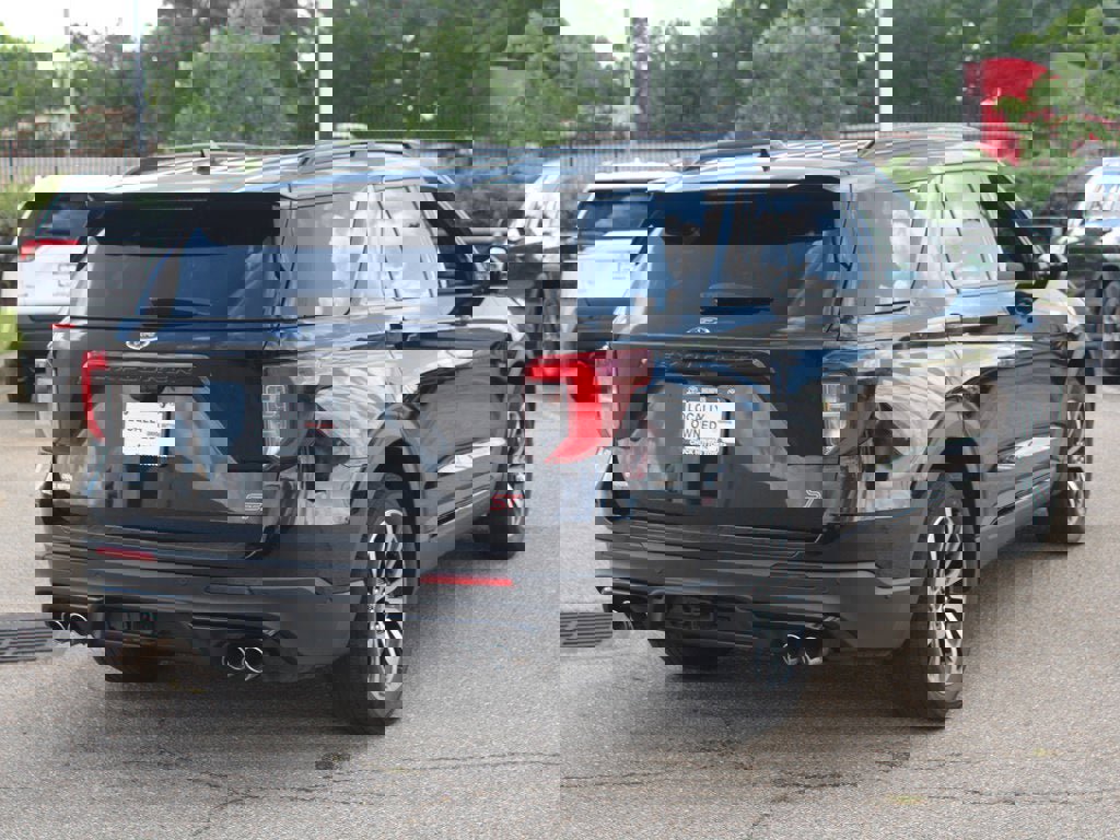 Used 2020 Ford Explorer ST w/ Premium Technology Package image 19