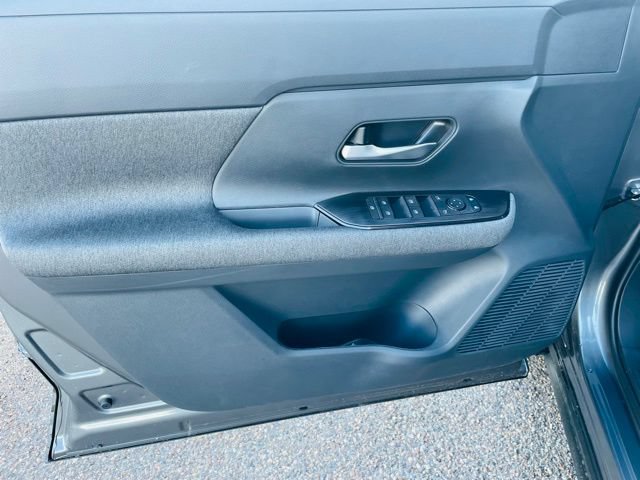 Certified 2026 Nissan Kicks SV w/ SV Premium Package FWD image 11