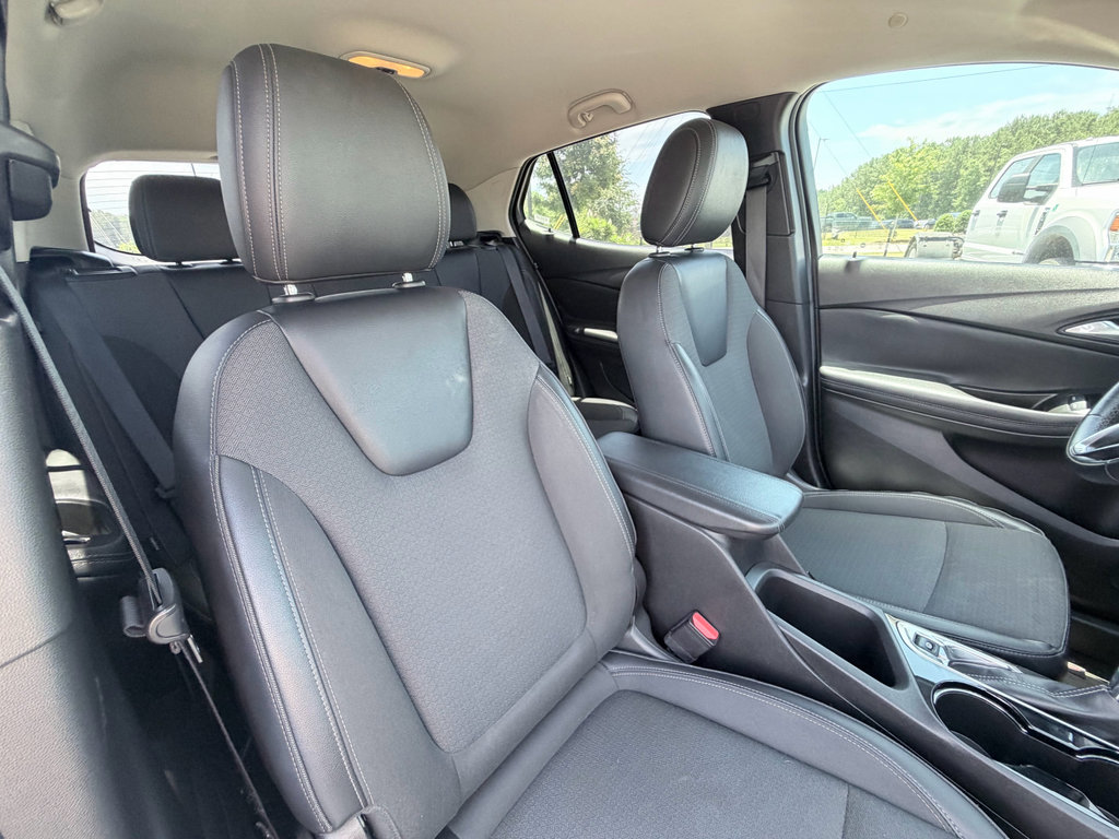 Used 2021 Buick Encore GX Preferred w/ Sport Touring Package FWD image 23