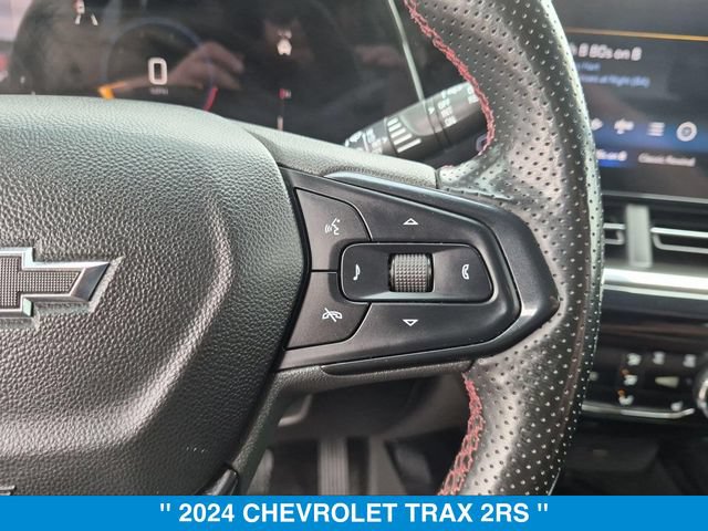 Used 2024 Chevrolet Trax RS w/ Sunroof Package FWD image 18