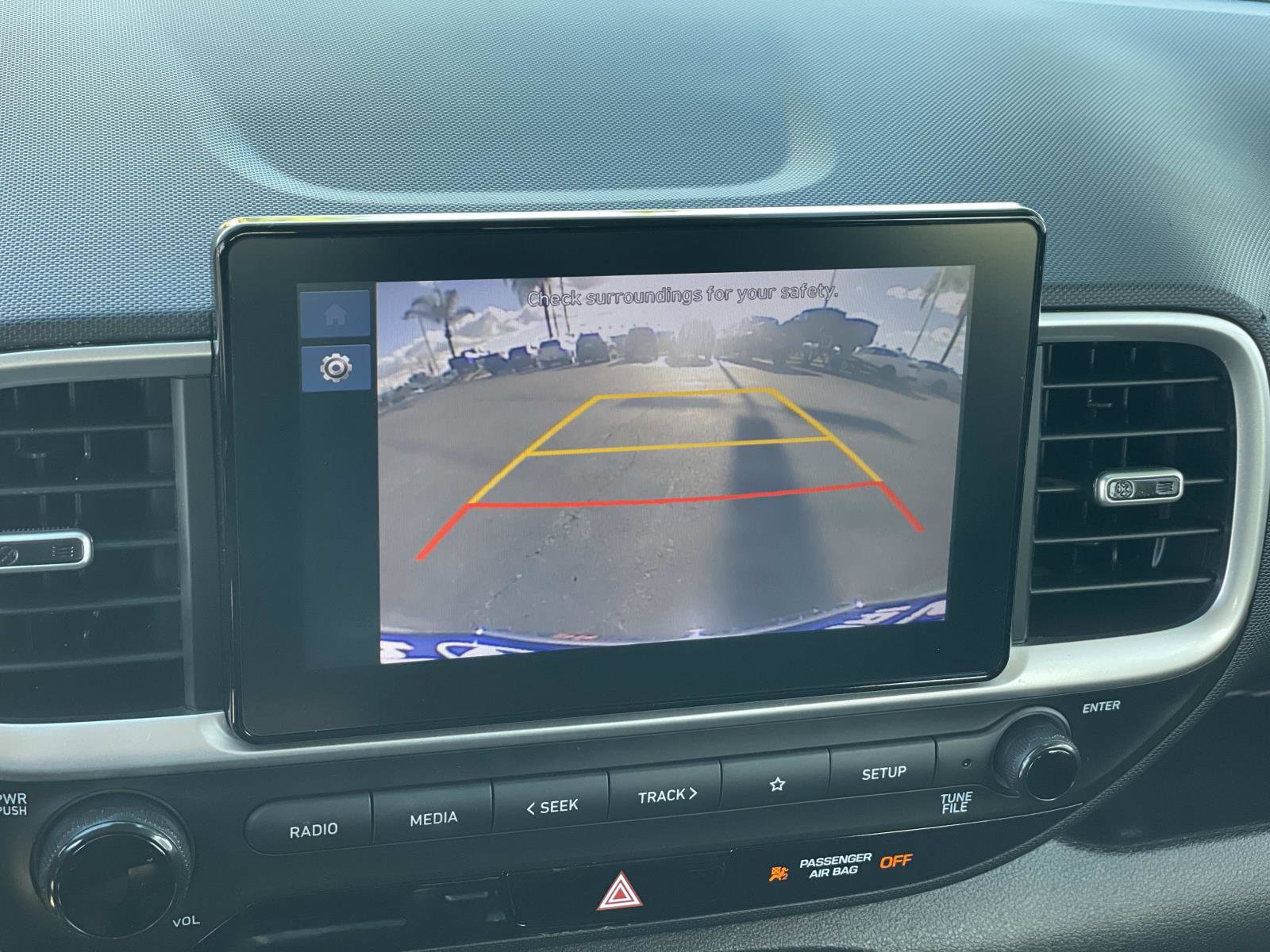 Certified 2023 Hyundai Venue SE image 13