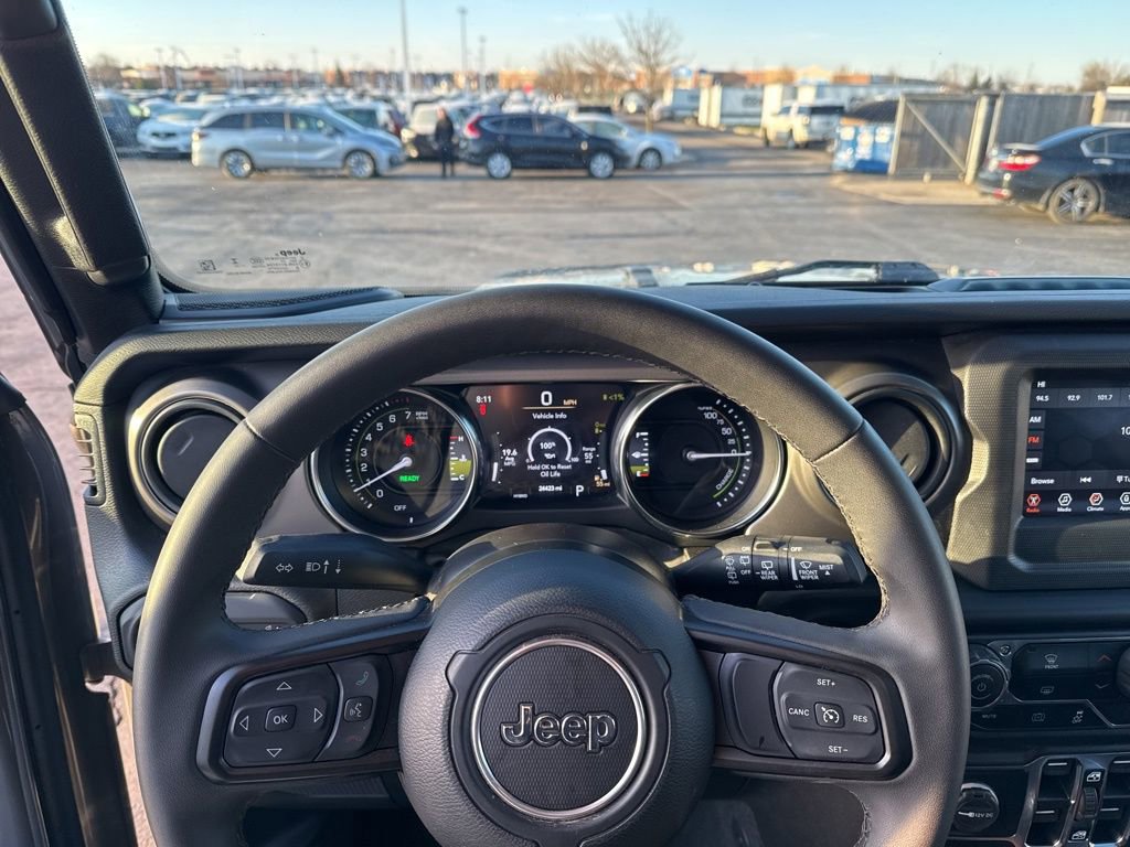 Used 2023 Jeep Wrangler Unlimited w/ Convenience Group image 13