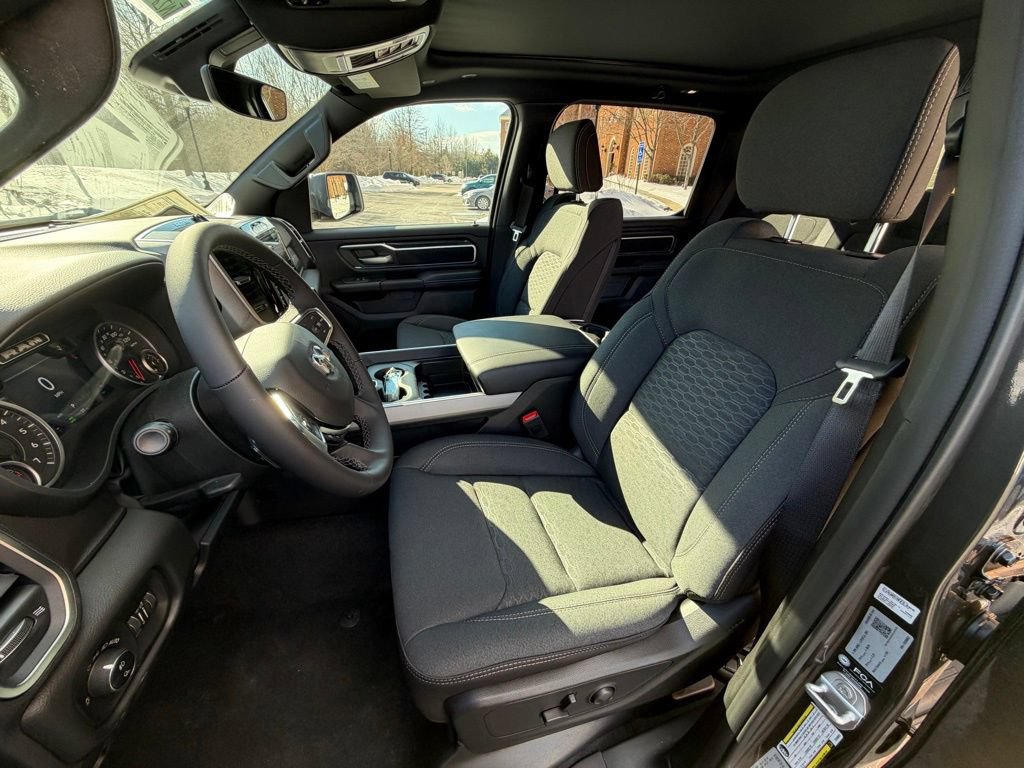 New 2026 RAM 1500 Big Horn AWD/4WD image 15