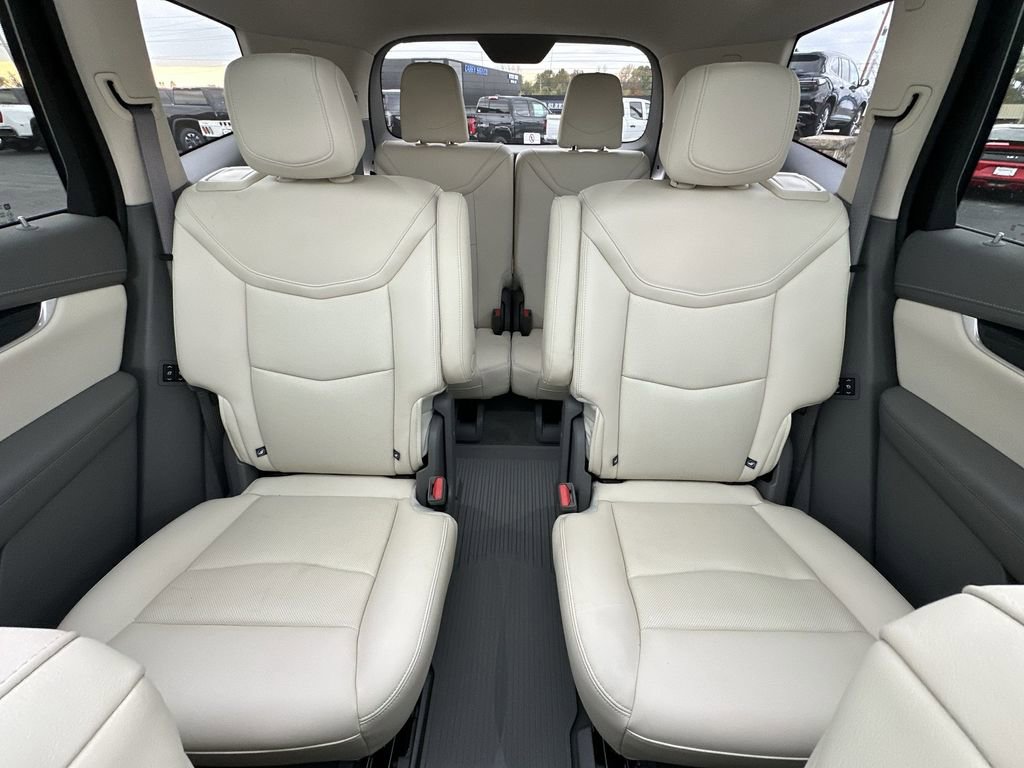 Used 2024 Cadillac XT6 Premium Luxury w/ Technology Package image 23