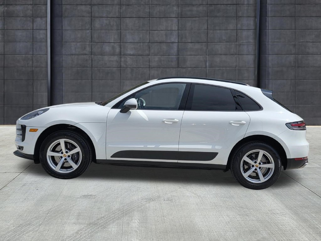 Certified 2021 Porsche Macan AWD/4WD image 2