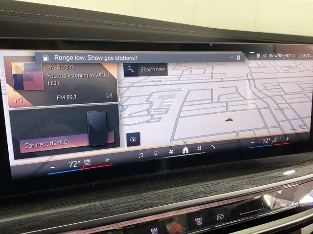 Used 2025 BMW 750e xDrive AWD/4WD image 10