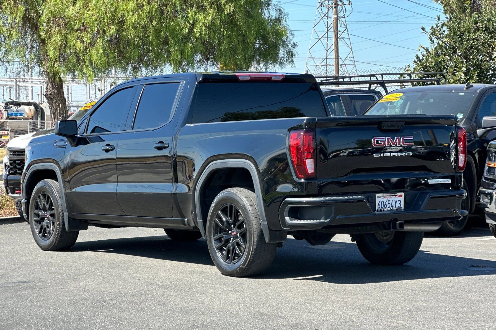 Used 2024 GMC Sierra 1500 Elevation image 6