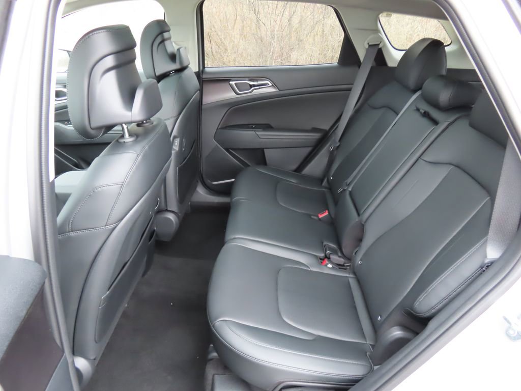 New 2026 Kia Sportage EX FWD image 23