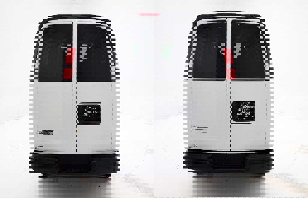 Used 2023 Chevrolet Express 3500 LS image 7