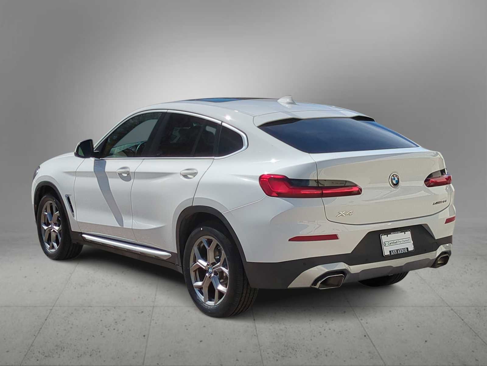 Used 2023 BMW X4 xDrive30i w/ Premium Package image 6