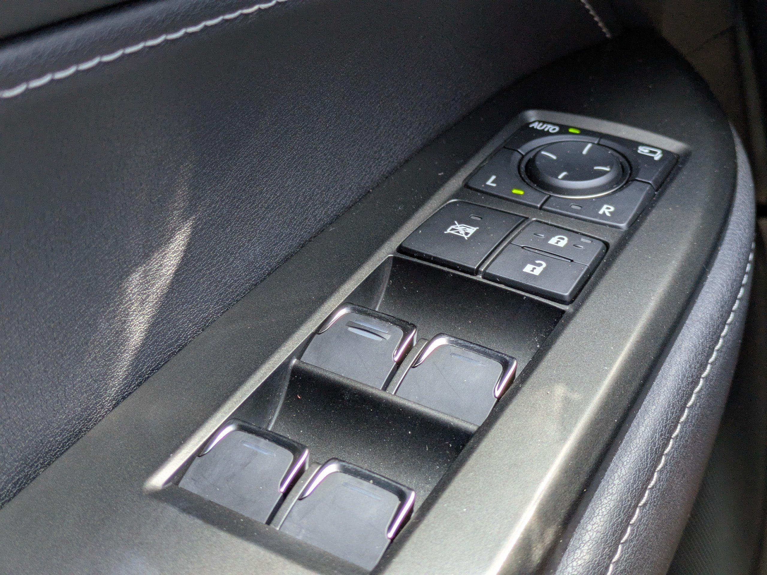 Used 2023 Lexus NX 350 AWD image 25