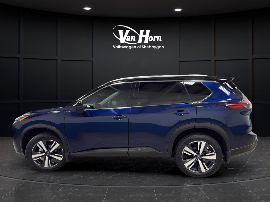 Used 2025 Nissan Rogue SL AWD/4WD image 4
