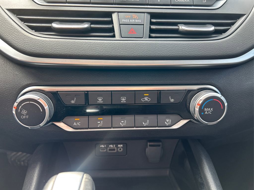 Used 2022 Nissan Altima 2.5 SV w/ SV Premium Package image 23