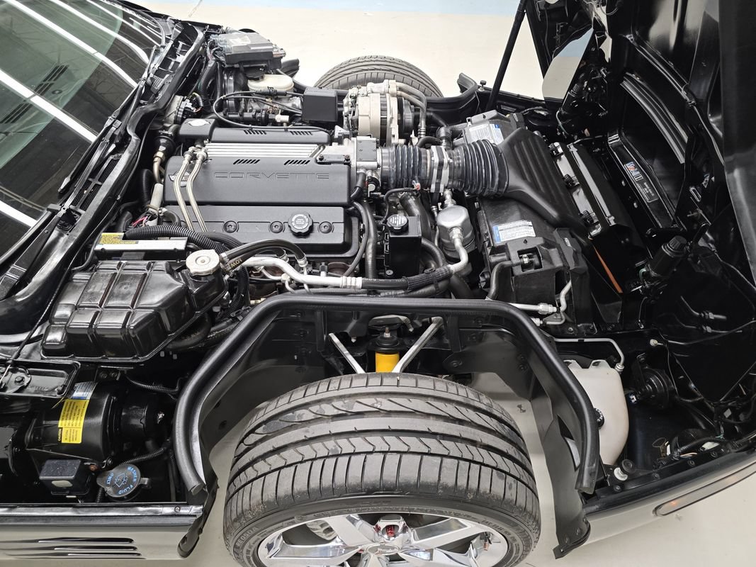 Used 1994 Chevrolet Corvette Coupe RWD image 55
