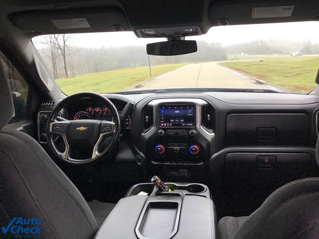 Used 2020 Chevrolet Silverado 1500 LT w/ All-Star Edition image 17