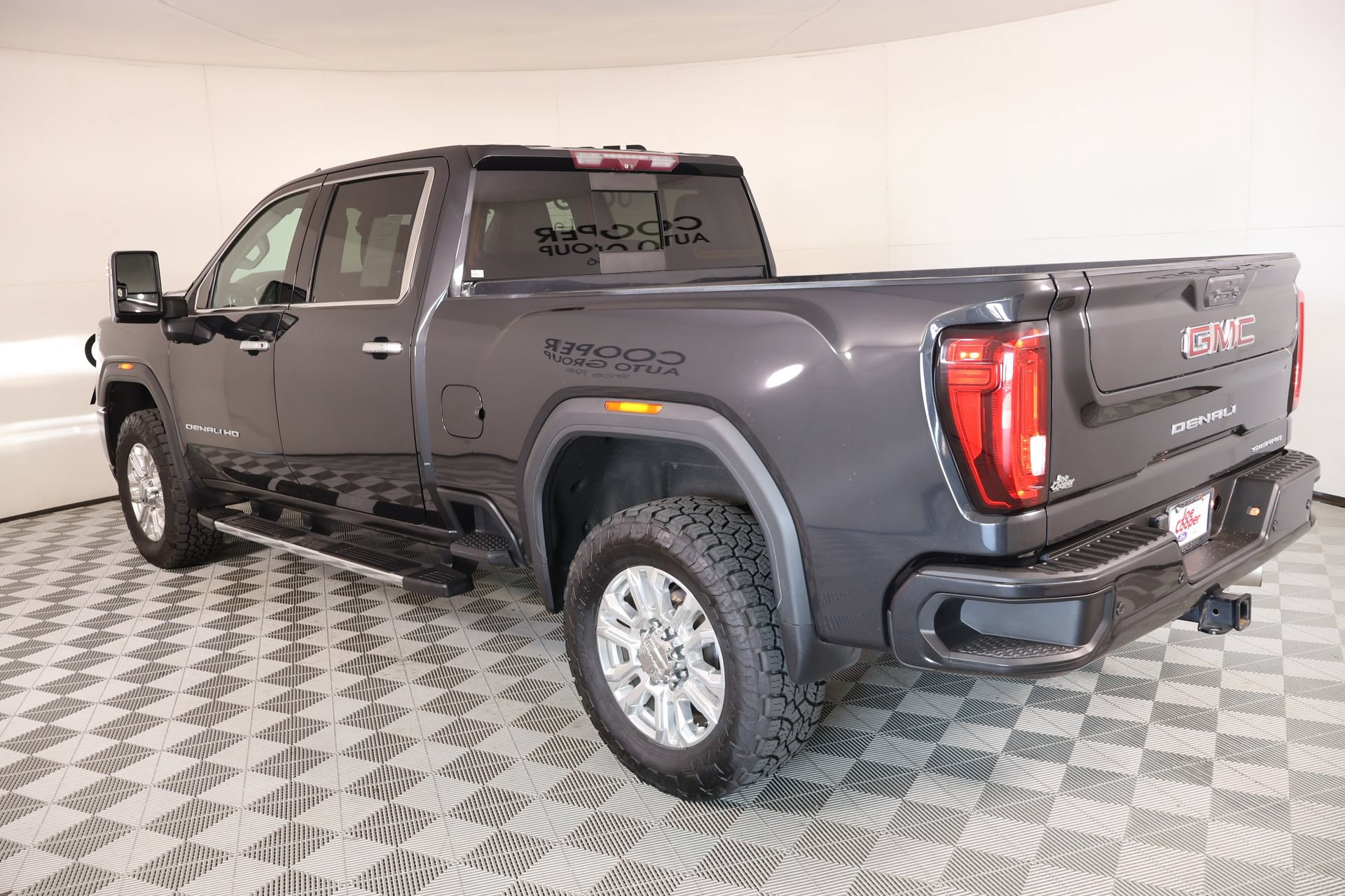 Used 2020 GMC Sierra 2500 Denali w/ Technology Package AWD/4WD image 22