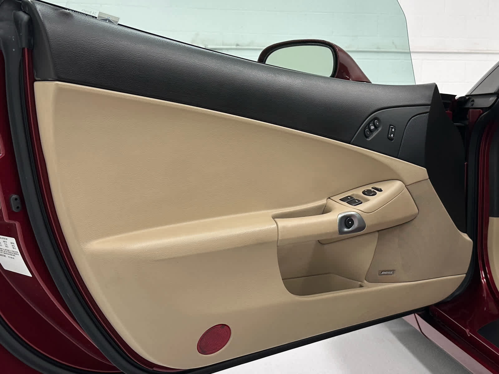 Used 2006 Chevrolet Corvette Coupe w/ Preferred Equipment Group RWD image 17