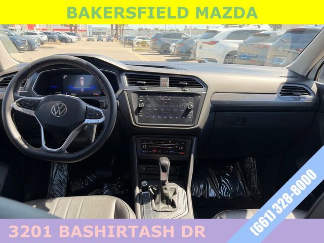 Used 2023 Volkswagen Tiguan SE FWD image 12