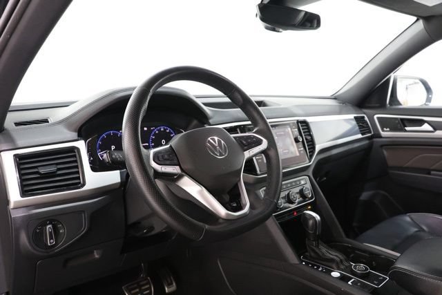 Used 2021 Volkswagen Atlas Cross Sport SEL Premium R-Line AWD/4WD image 16