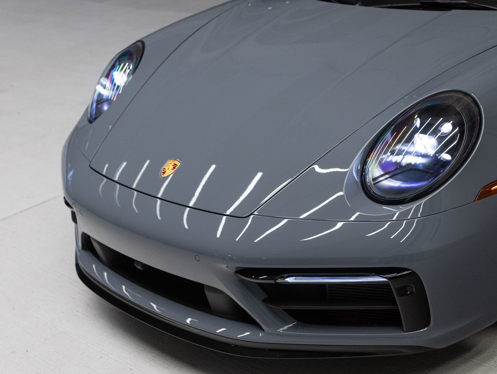 Certified 2023 Porsche 911 Carrera GTS RWD image 33