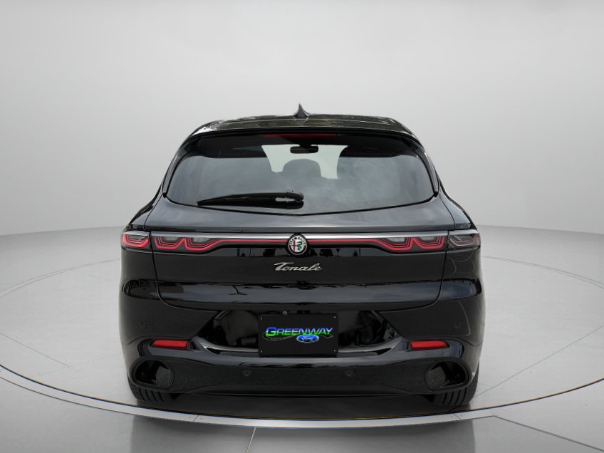Used 2025 Alfa Romeo Tonale AWD/4WD image 4