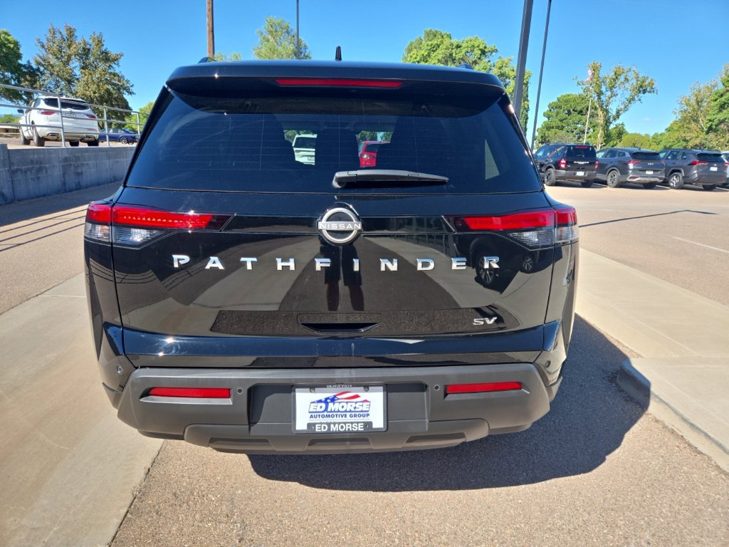 Used 2024 Nissan Pathfinder SV FWD image 6