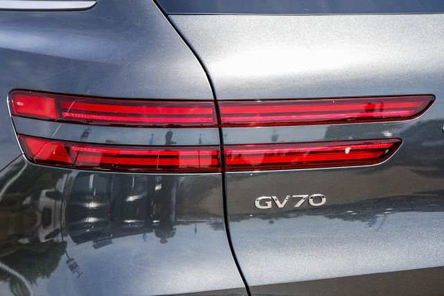 Used 2023 Genesis Electrified GV70 AWD/4WD image 10