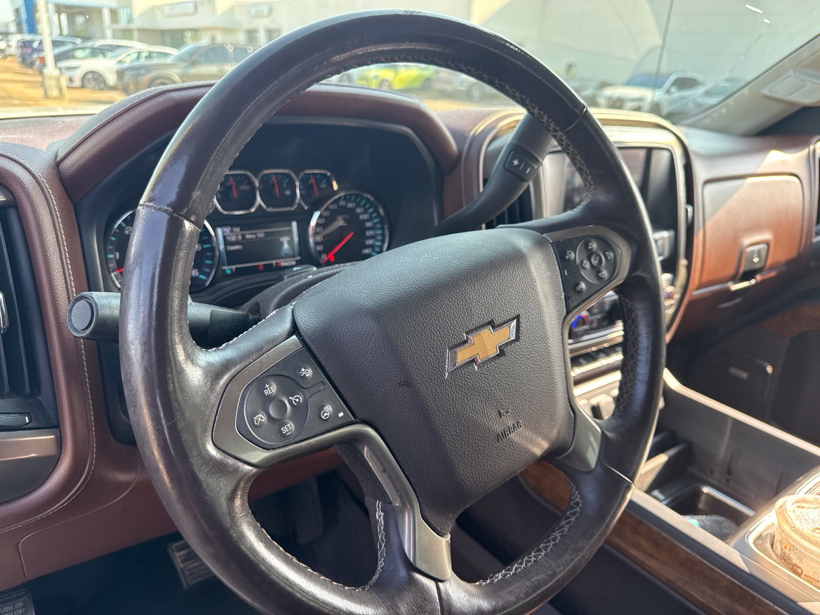 Used 2015 Chevrolet Silverado 1500 High Country w/ High Country Premium Package AWD/4WD image 14